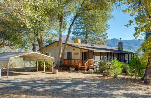 Secluded Mountain Hideaway < 8 Miles to Bass Lake! - Foto 24