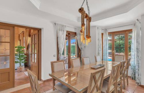 Villa Magnolia by Finest Rentals - Photo 13