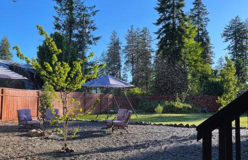 Vibrant Forest Retreat - Game Room, Spa, Fire Pit - Sleeps10 - Foto 2