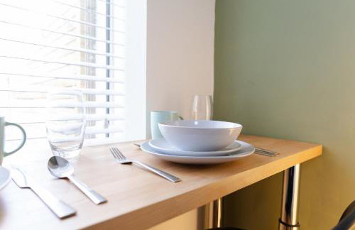 Bay City Studio Apartments - Foto 19