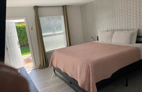 2 min walk to the Beach- Renovated King Studio #2 - Foto 3