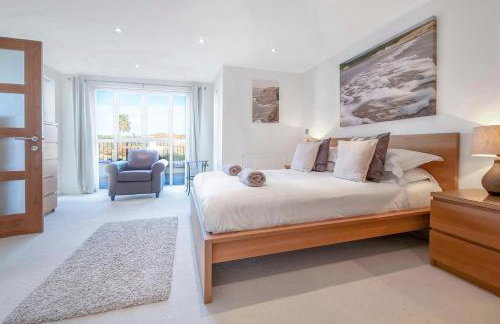 Point View - Award Winning Apartments with Private Hot Tub & Parking - Foto 21