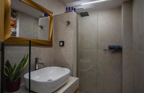 Agali Luxury Stone Suite & Loft - Foto 67