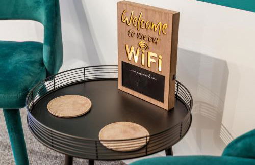 The Jockey Suite-Newmarket High Street-Two Double Bedroom Apartment - Foto 15