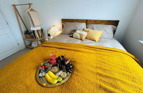 Cozy Glam Patchway Garden House Sleep 9 Mid-Long Term Welcome - Foto 2