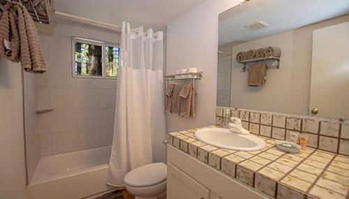 Hillhouse By Hauserman Rentals - Foto 4, Shower
