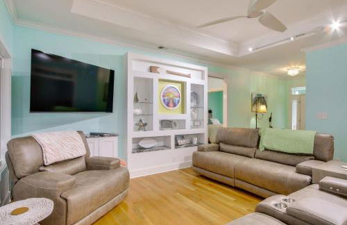 Lakefront Home with Hot Tub and Dock in Cross Hill! - Foto 5