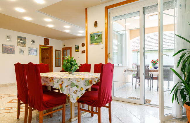 2 bedroom House in Kőröshegy with private pool and garden - Photo 11