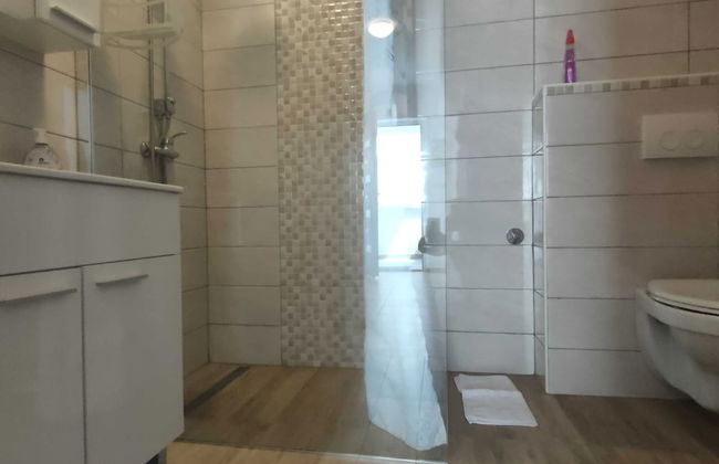 Apartments Krk With Sea View and Terrace - Photo 18