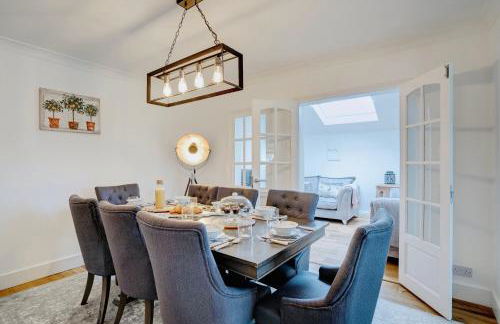 Norfolk Luxe Beach House Sleeps 8 Dog Friendly - Foto 9