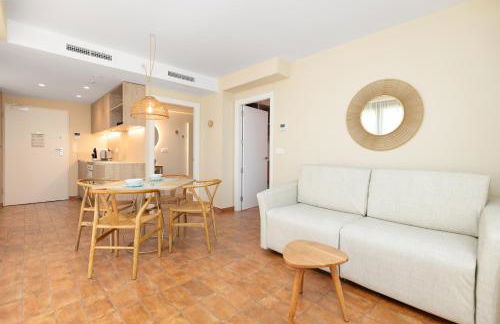 Apartamentos Las Ciencias S - Photo 4