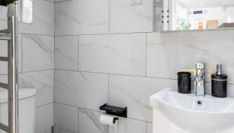 Deluxe studio Apartments - City Airport & Excel Ideal for Long stay - Foto 2