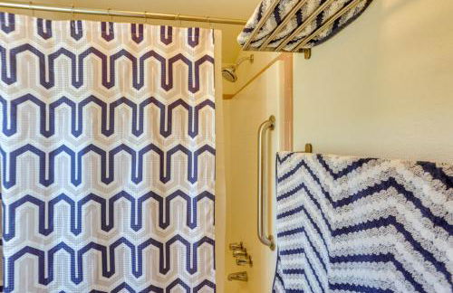 Stunning Views Quiet Bluff Home Near Hiking! - Foto 16