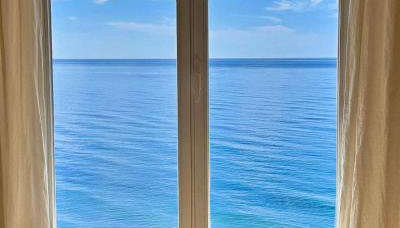 Modern beachfront apartment 2 Bdrm , incredible views - Foto 4