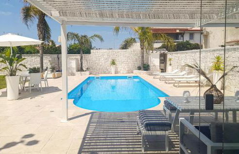 1 Bedroom Awesome Home In Leporano - Foto 9