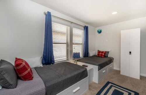 Large Villa W/private Pool & Game Room! Waterpark - Foto 42