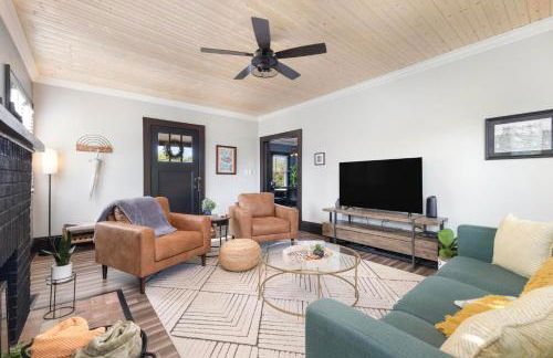 Walk to State Street - Remodeled Home - Foto 6