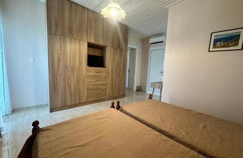 Nikos Holidays Apartment 2 - Photo 18