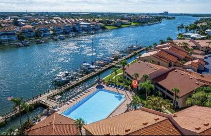 Villa on Point Brittany 21 by Distinctive Beach Rentals - Foto 47