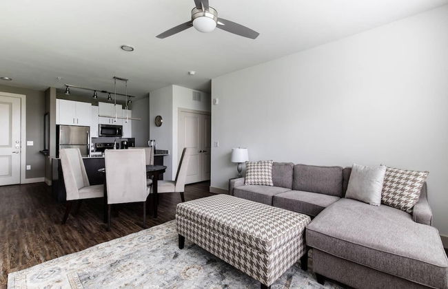 StayOvr at Legacy West - Windrose - Foto 12