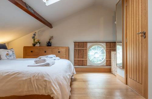 The Coach House - Cosy Retreat in Warwickshire! - Photo 23