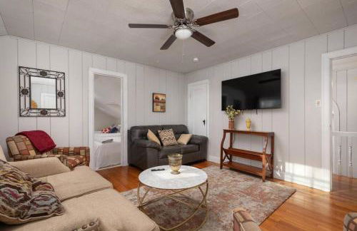 Grand Performance Home 3 min to Downtown, Stockyard, AT&T - Photo 28