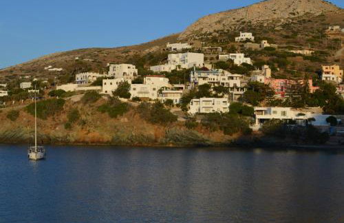 White Lotus seaside apartment - Photo 62