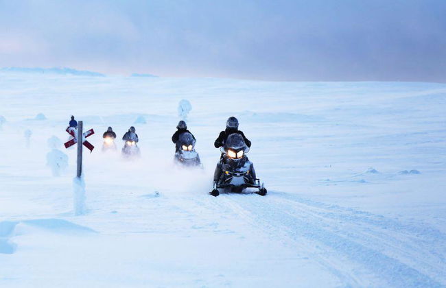 Levi's Ultimate 15km Husky Self-Driving Journey - Foto 7