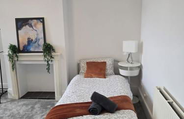 Coastal Comfort in Leigh Ideal for Work & Leisure - Foto 26