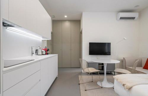 Confort y Ubicación en Madrid - Santero Suites - Photo 37