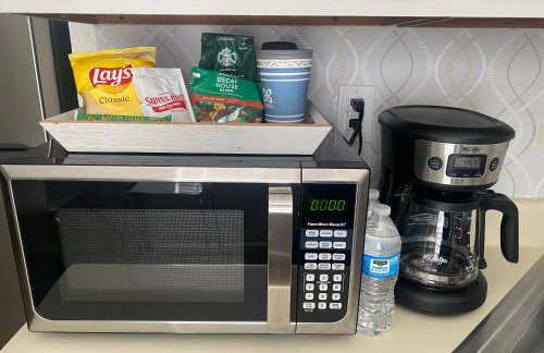 Contemporary 2-Bedroom Rental Unit - Foto 14