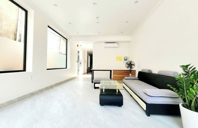 LuxHomes Apartment - Photo 2