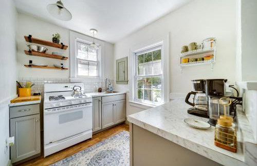 Historic Detroit Bungalow Pet and Family Friendly - Foto 17