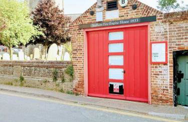 TAIL END: Bijoux Broads & Beach Base! Now with TV! - Photo 3