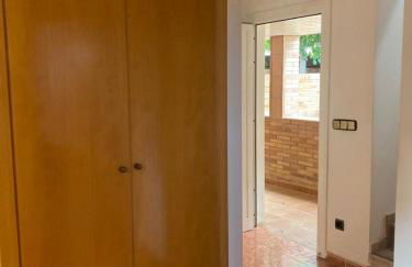 GRANDIOSO CHALET EN CASTELL DE POBLA MONTORNES - Foto 36