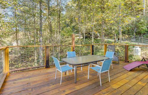 Deck and Sauna Avalon Woods Riverfront Retreat - Foto 25