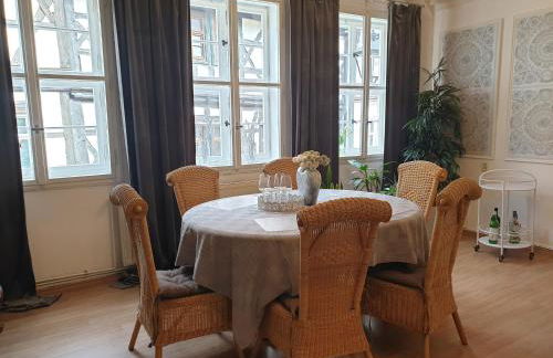 Stillvolle Designwohnung im historischen Zentrum - Foto 12