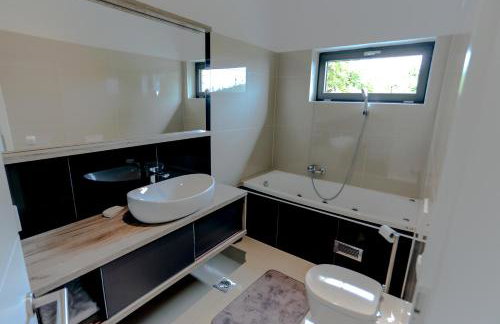 Villa Grey - Photo 13