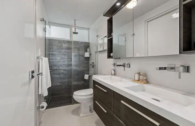 Beach Front Amapola SeaSide Apt - Photo 25