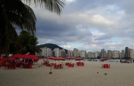 Apto frente ao mar, ar cond. frio e Wi-Fi - Foto 55