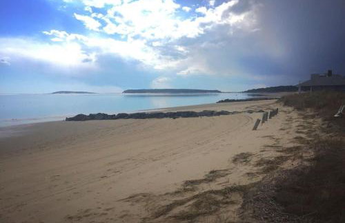 Across from Mayo beach walk to downtown - Foto 25