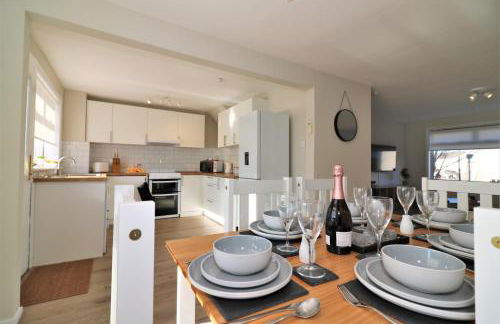 Signature - Honeywell House - Photo 37