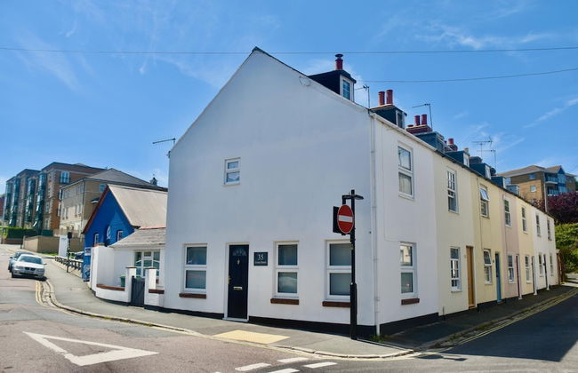 Boat House Located in the Sailing Mecca of Cowes - Foto 1