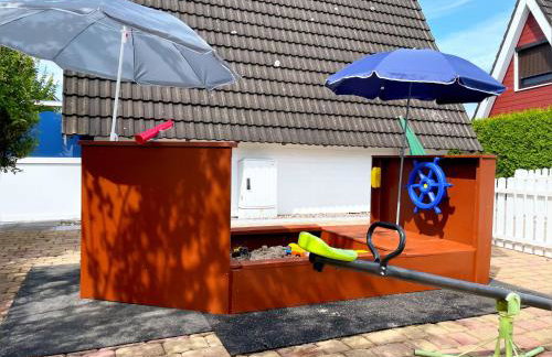 Familienfreundliches Ferienhaus in 5 min zum Strand mit Terrasse und kostenlosem Parkplatz - Photo 3