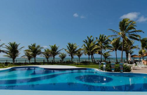 Flat Guarajuba Beira da Praia pé na areia - Foto 17