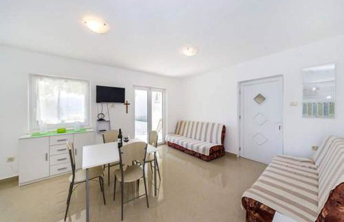 Apartmani Tanja Pridraga - Photo 21