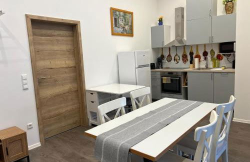 VipStay - Stilvoll und geräumige Apartments mit Terasse oder Balkon, Küche, kostenloses Parken, WLAN, Smart Tv - Foto 41