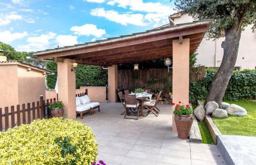 Catalunya Casas Unique Costa Brava Abode with train access to BCN - Foto 60