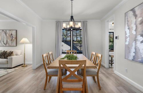 Iris Manor Luxury Modern Stay Near UAB - Photo 3