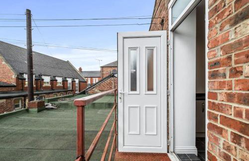 Huge Duplex in Great Location - Foto 23